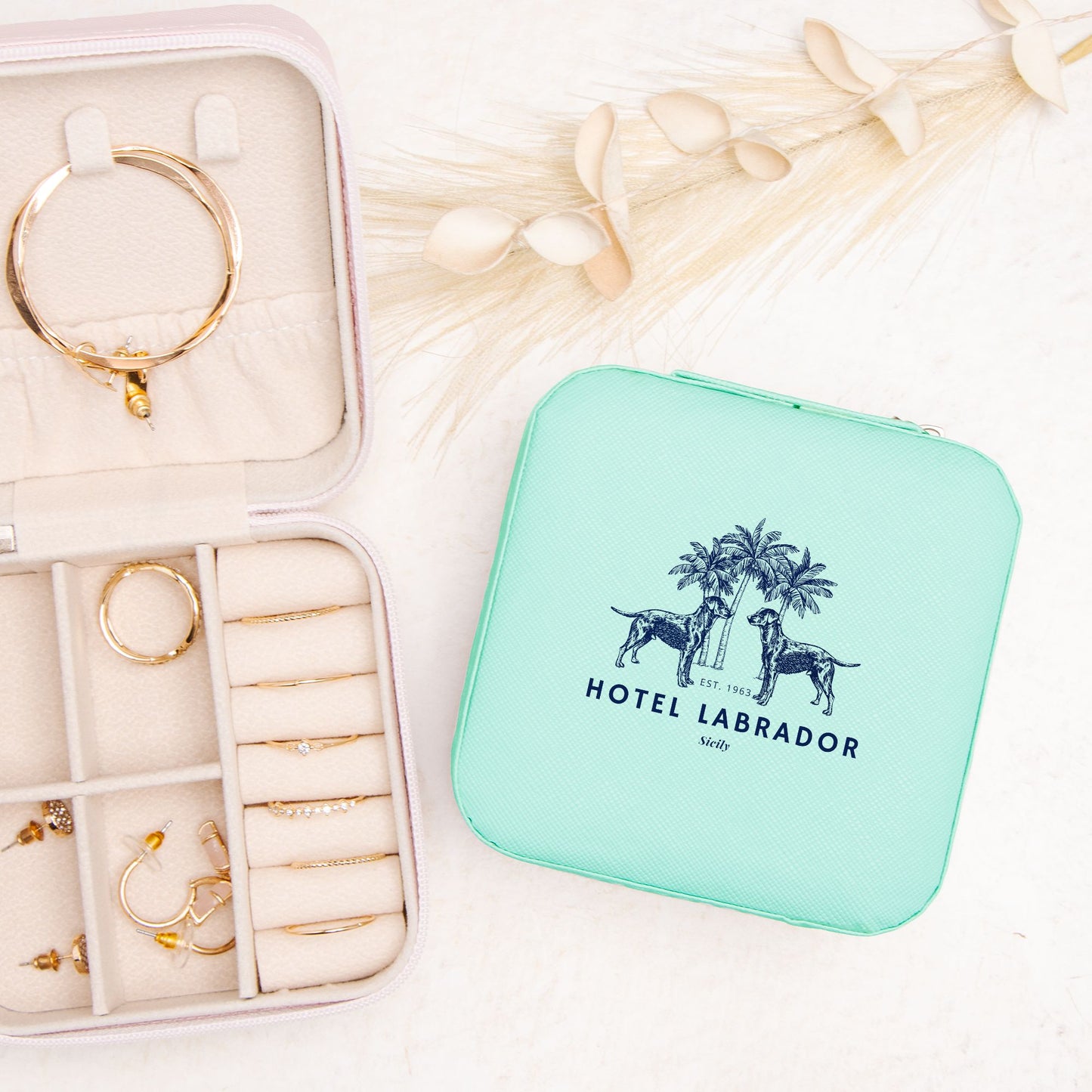 The Hotel Labrador Jewelry Travel Case